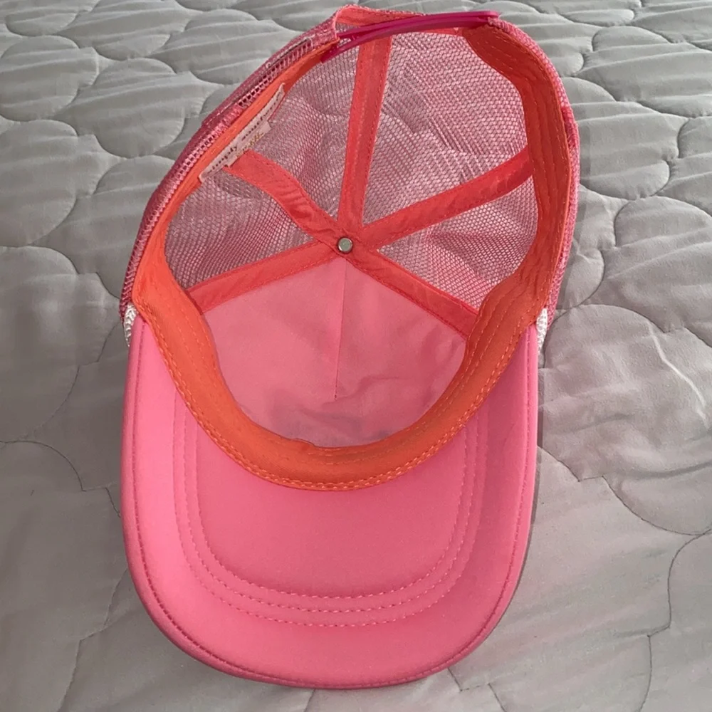 Simply‎ Southern Pink Trucker Hat SnapBack Salty & Sweet Pineapple Patch
